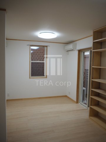 南長崎2丁目戸建て賃貸洋室