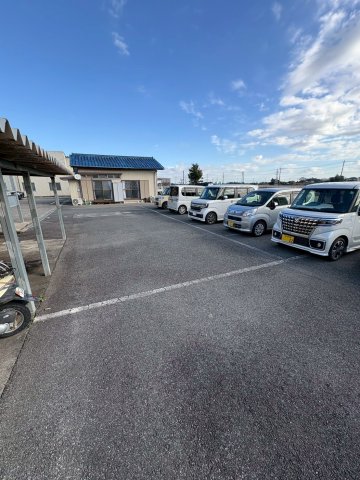第一コーポ長門駐車場