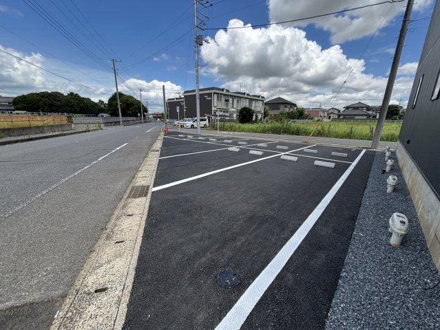 Airis Residence駐車場