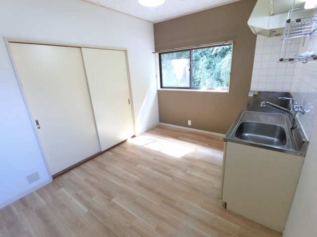 レジデンス佐倉居間・リビング