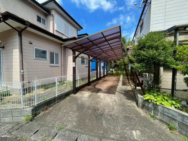 長南町岩川貸家A駐車場