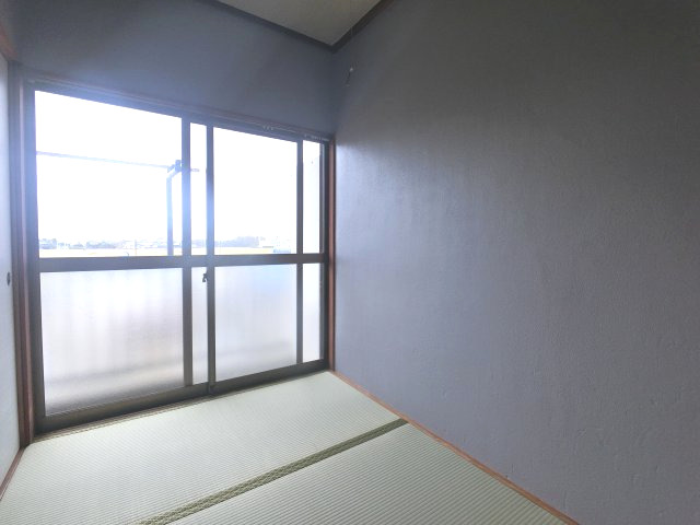 千葉県大網白里市大網和室