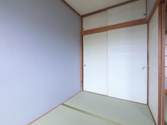 千葉県大網白里市大網和室