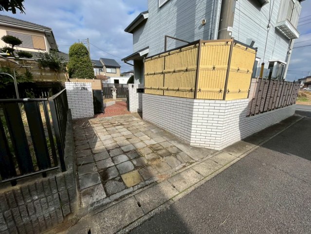 西三里塚K邸戸建駐車場