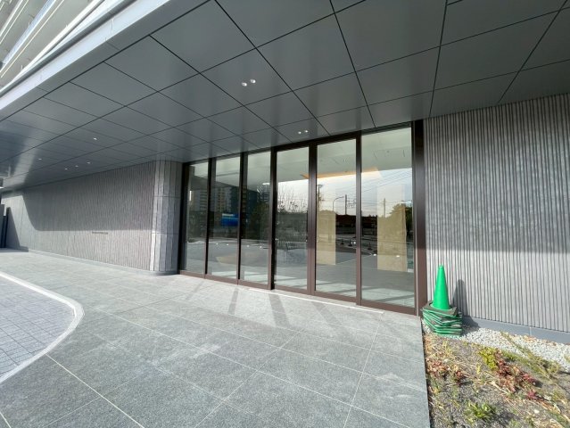 幕張ベイパークライズゲートタワーエントランス