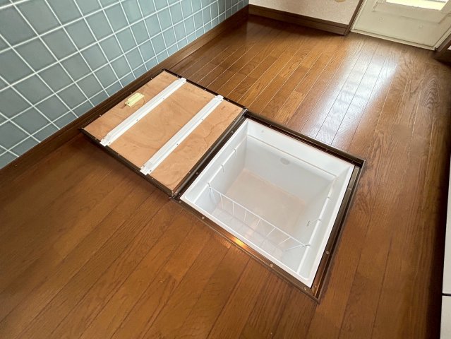 東金市前之内戸建収納