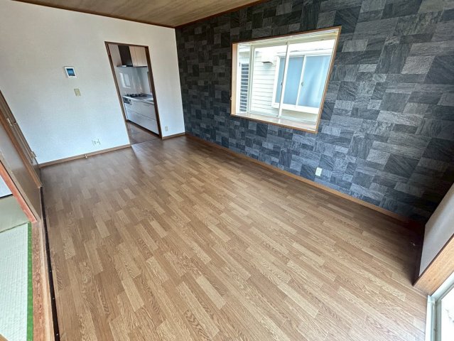 東金市前之内戸建居間・リビング