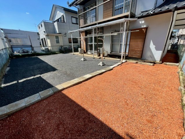 若葉区中田町戸建庭