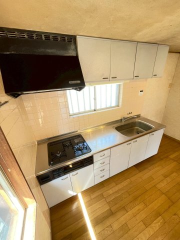 若葉区中田町戸建キッチン