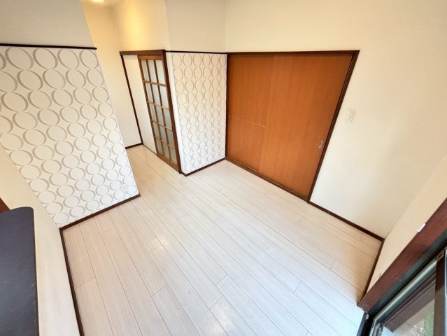 三角町Ⅲ戸建洋室