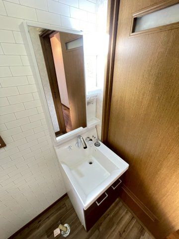 柏市豊平町K邸戸建独立洗面台