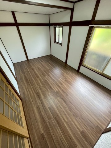 アートハウス今津朝山洋室