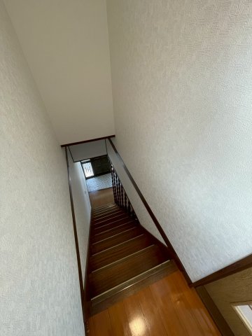アートハウス今津朝山内装