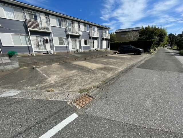 長者パレス駐車場