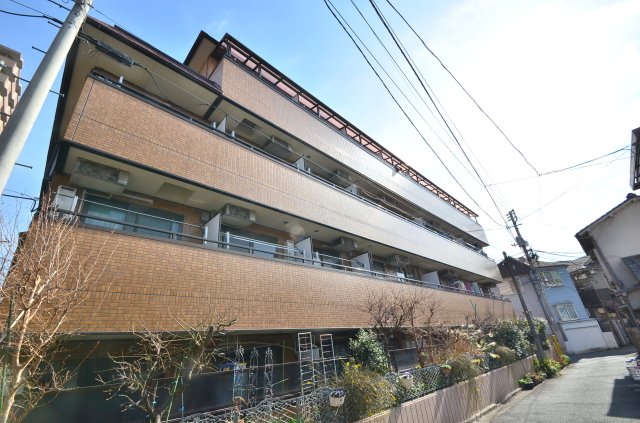 ドミール板橋本町外観