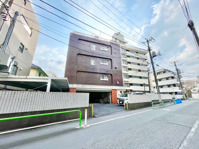 第2ルナマンション外観