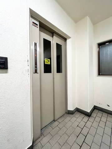 グレインマンションロビー