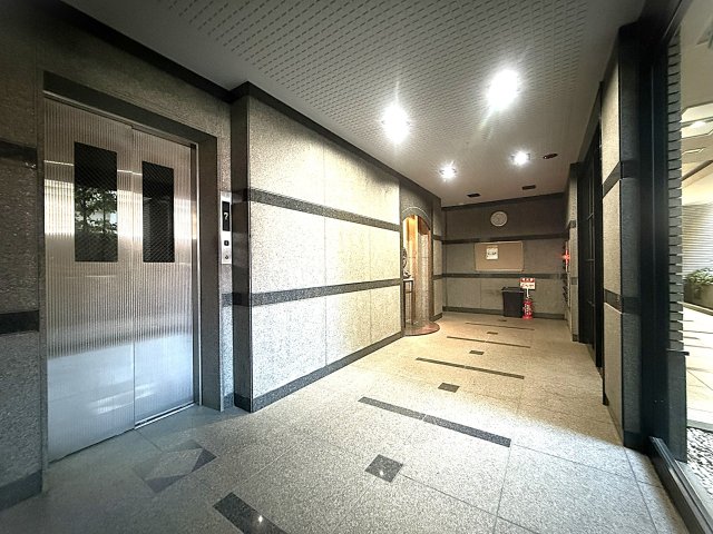パレス桜エントランス