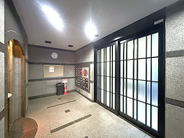 パレス桜エントランス
