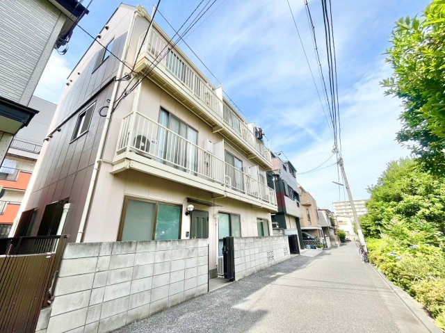 鹿山ハイツ外観