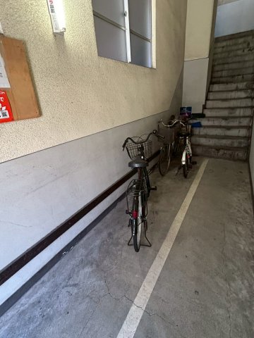 第二シルバーコーポその他共用部分