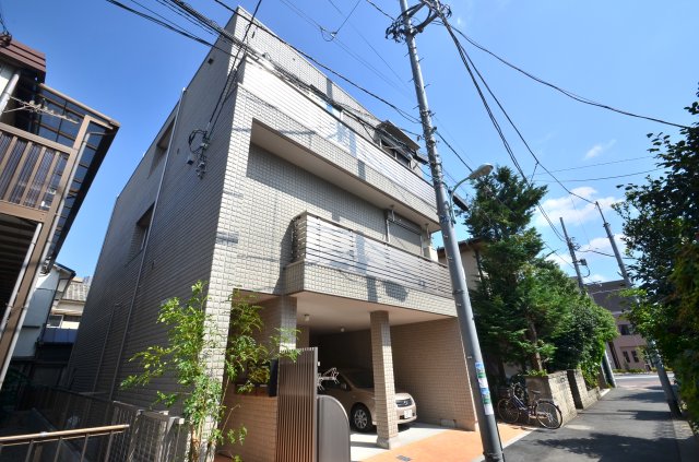 シャルマン・ドミール外観