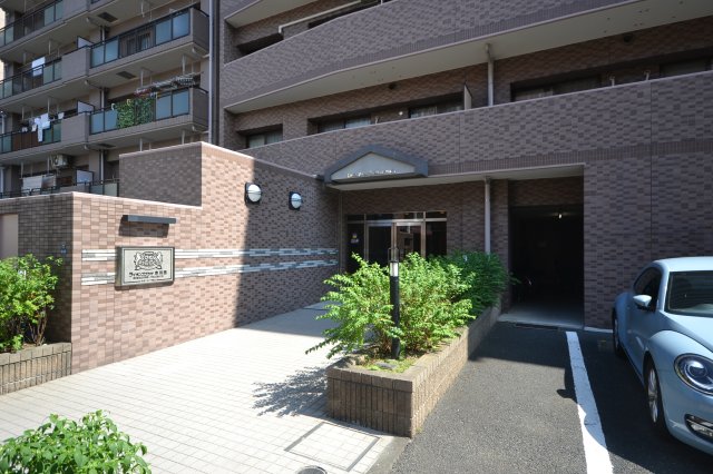 ライオンズプラザ赤羽西エントランス