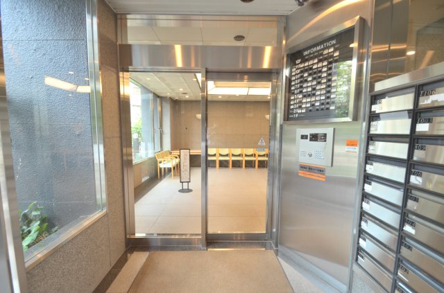 ライオンズマンション板橋区役所前エントランス