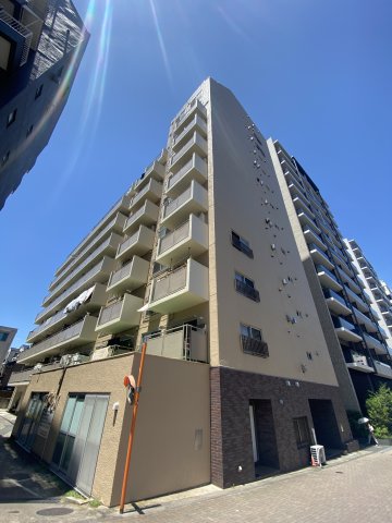 初台中央マンション外観