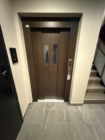 メゾンエレガンスロビー