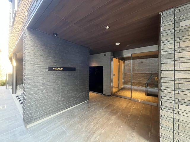 ベルタスⅣエントランス