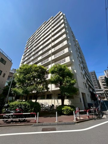 ソフトタウン板橋区役所前外観