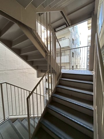 ソフトタウン板橋区役所前その他