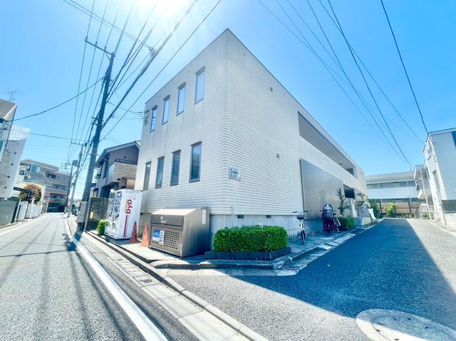 フォレスタ外観