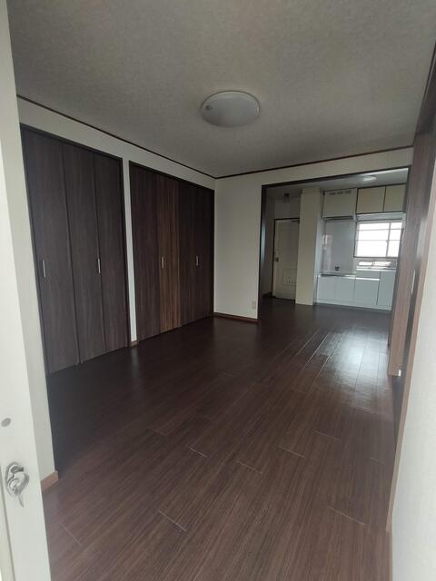 ドミール中島洋室