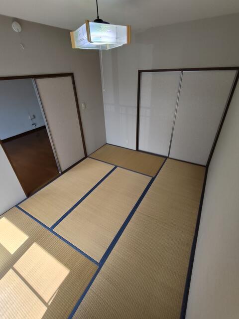 タウンコート久慈洋室
