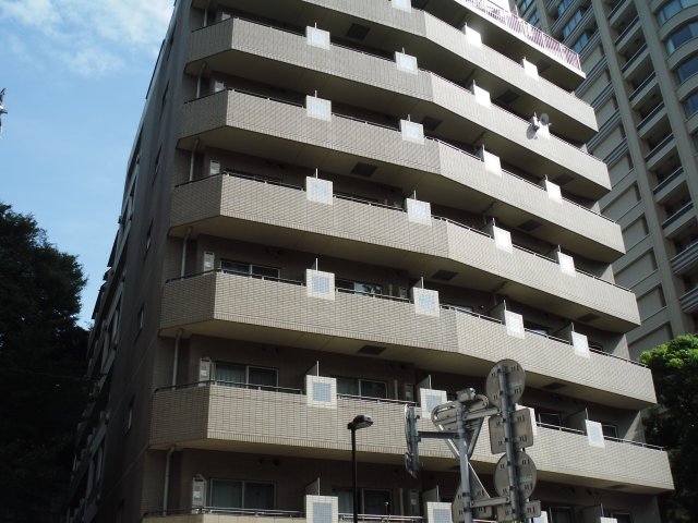 東京都港区虎ノ門３丁目