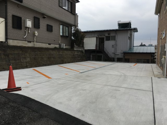 上星川二丁目月極駐車場