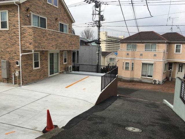 上星川二丁目月極駐車場