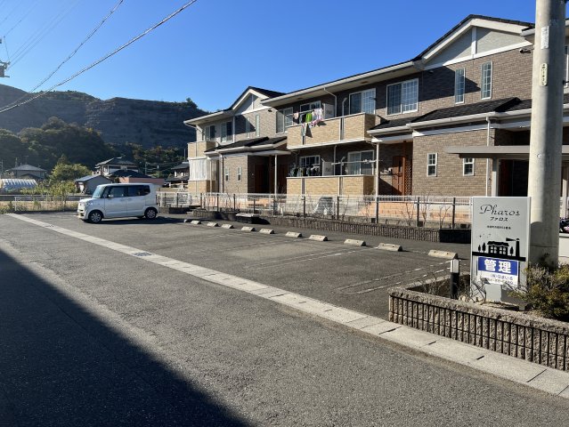 ファロス駐車場