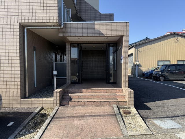 杉山マンション外観