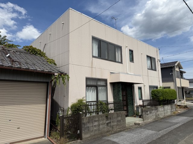 大垣市世安町貸家外観