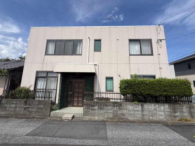 大垣市世安町貸家外観