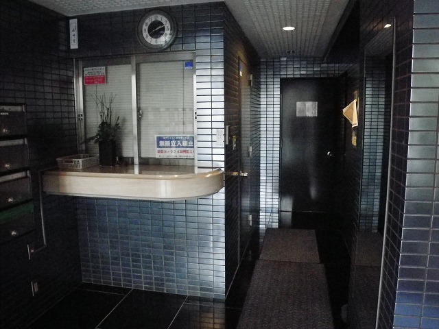 KKビルエントランス