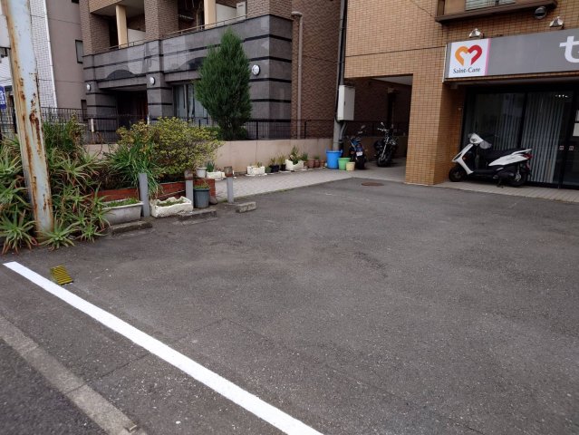 サンライトツチヤ駐車場