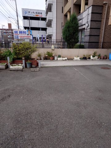 サンライトツチヤ駐車場