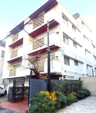 東京都港区南青山４丁目外観