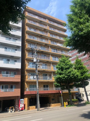 ライオンズマンション南３条外観
