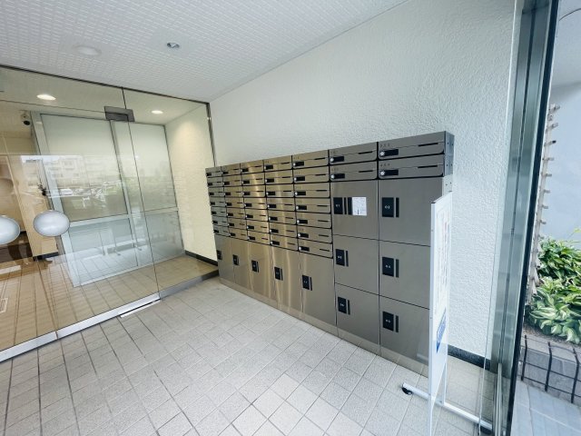 ファッションコーポラスエントランス