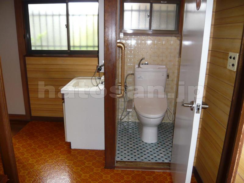 小泉戸建トイレ